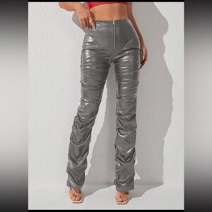 NWOT - SHEIN - front zip faux leather Ruched pants - Gray - XS Petite